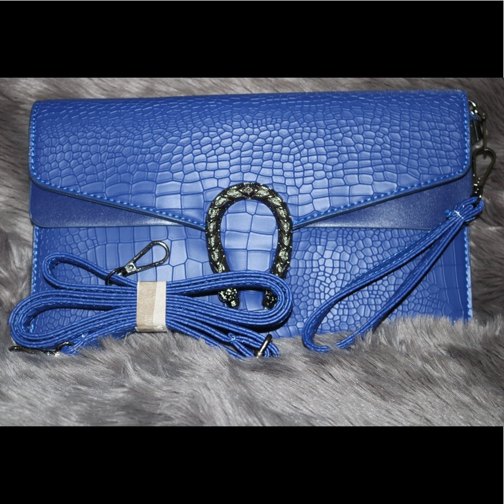Tierra Clutch (LAST ONE)